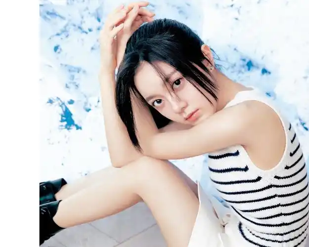 赵今麦同款黑白条纹撞色针织背心修身显瘦短款无袖圆领上衣女夏潮