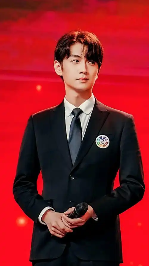 陈晓超话|#文艺志愿者时代风尚行动#弘扬志愿精神,引领时代风尚,中国