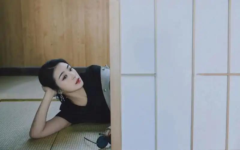 张含韵时尚魅力写真图片桌面壁纸高清大图预览1920x1200_大陆明星下载