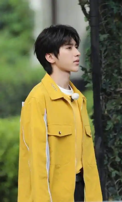 跑男再请大厂男孩,看清是谁后,蔡徐坤粉丝不买账了_董又霖_嘉宾_节目