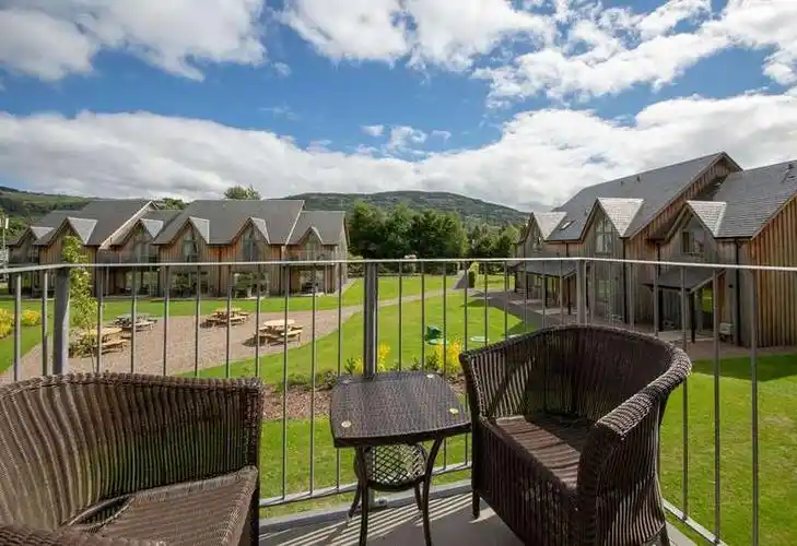 泰茅斯庄园农场盖洛普 2 号酒店, 艾柏迪