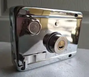 【老式防盗门锁铁门图片】老式防盗门锁铁门图片大全_q友网