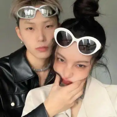 最酷情侣头像一左一右