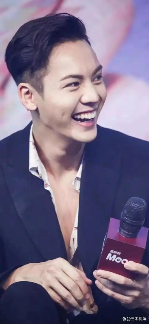 陈伟霆丨实力绽放光彩夺目