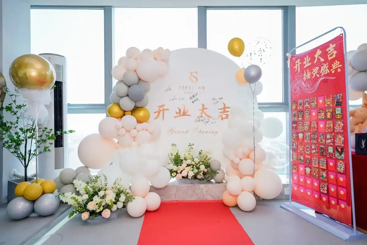 莫兰迪色系开业布置广州气球派对布置