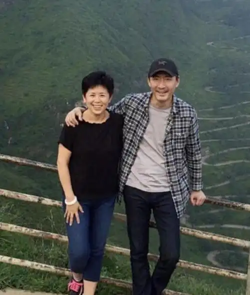 回顾张子健我不是负心汉曾给钱帮前妻治病再婚娶了个贤妻