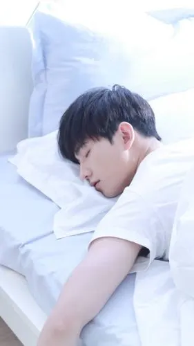 谁有杨洋的这个图片的高清原图