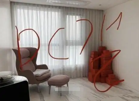 exo家的房子,早就塌了