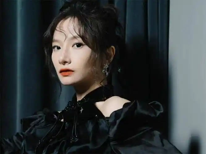 因为这部分人很有可能连2016年办过超女都不知道