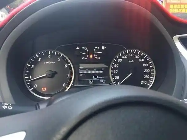 汽车水温表一格是多少度