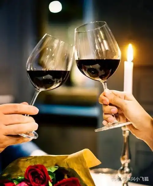 葡萄酒礼仪之碰杯