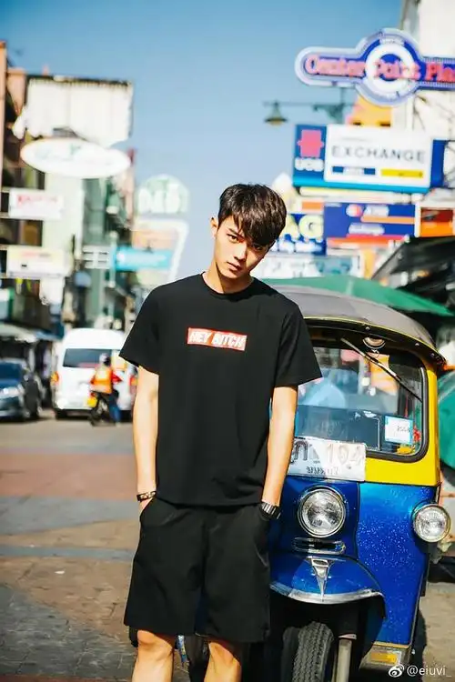 都在发模特时期的许凯我也来一帖