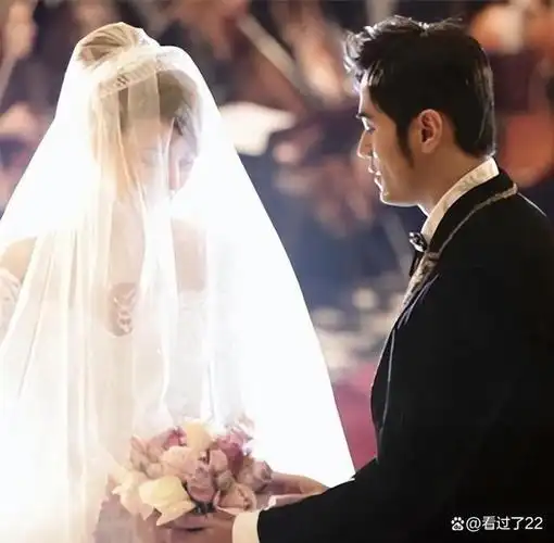 周杰伦是否被邀请与昆凌看霉霉演唱会引争议本人发文狗在吠