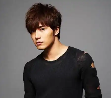 图贺军翔头像帅气阳光与林依晨形同陌路是真是假