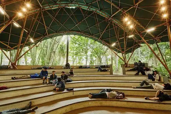 乡村旅游:国外9个创意乡村剧场案例_舞台