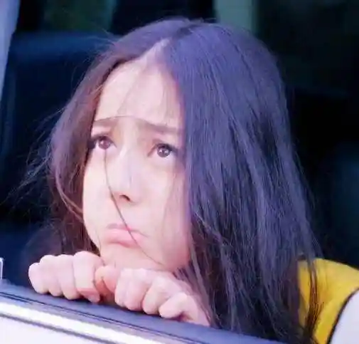 迪丽热巴嘟嘴大盘点,甜美可爱到爆!最后一张被"骂"狐狸精!