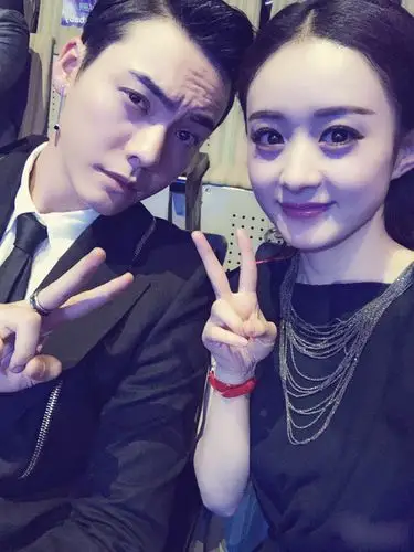 赵丽颖和男明星私下合影 她和谁最有cp感