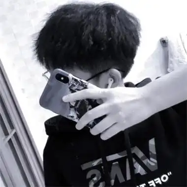 高冷又帅气的精致男生头像