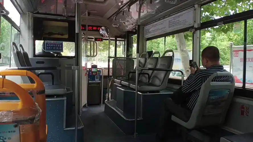 天津公交569车内视角
