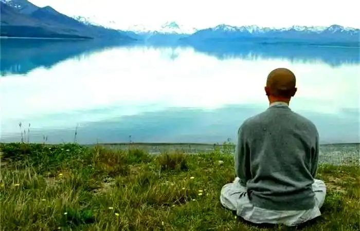 众生误解出家修行是因看破红尘,仰山禅师开示:其中另有真相