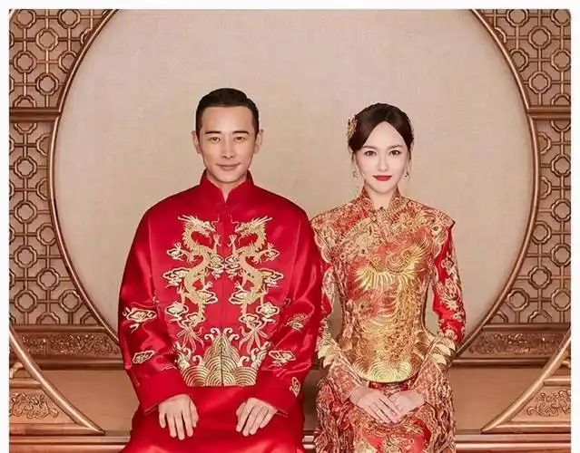 原创唐嫣晒素颜照36岁大饼脸吸睛无数婚姻幸福被老公宠成公主