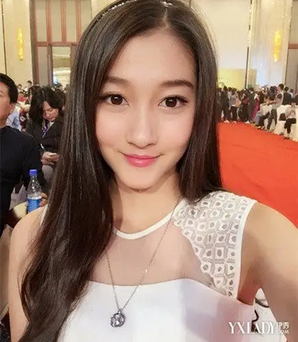 关晓彤高考成绩552分:北影艺考第一名!