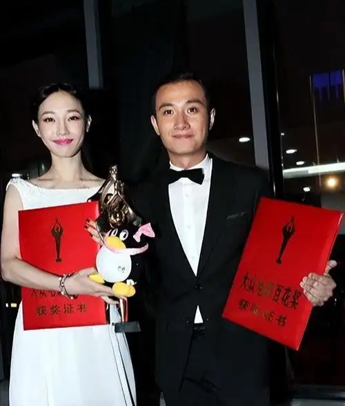 分开不到3年再看马伊琍和文章一个天上一个地下