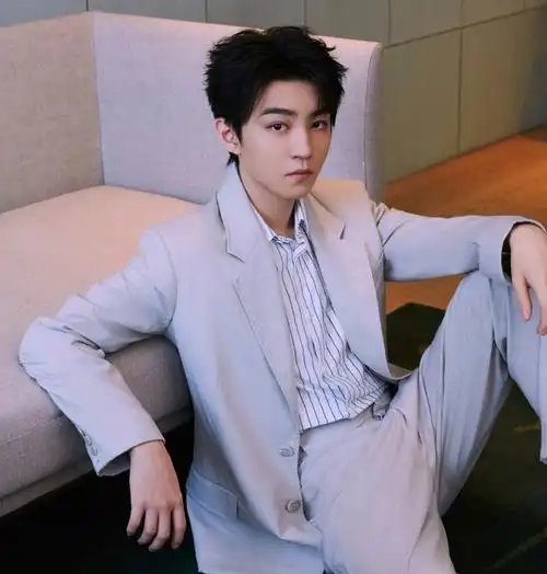 王俊凯,王源或将合作?一起演电影,口碑差距一目了然_腾讯新闻