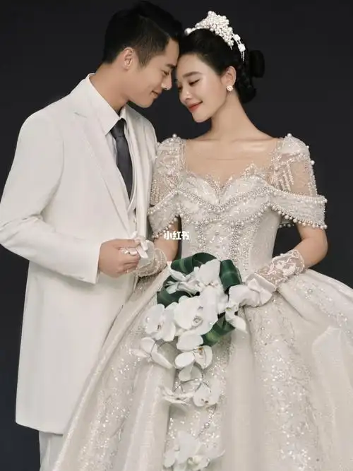 奢华大气的室内高定婚纱照我被美哭了