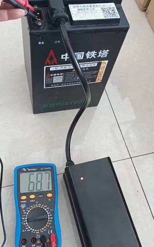 芯益源48v锂电池充电器铁塔电池铁塔换电智能 485通讯磷酸铁锂16s