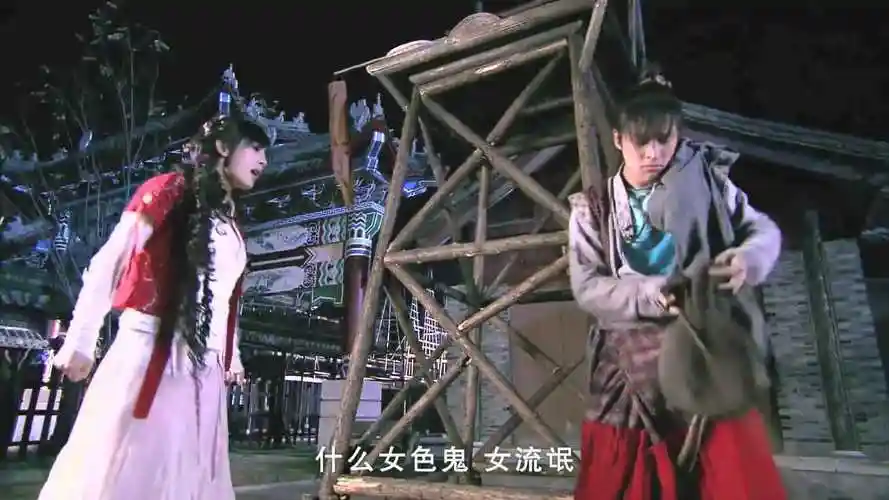 仙剑奇侠传三景天发现毒人弱点竟转身跳出广场舞迪斯科