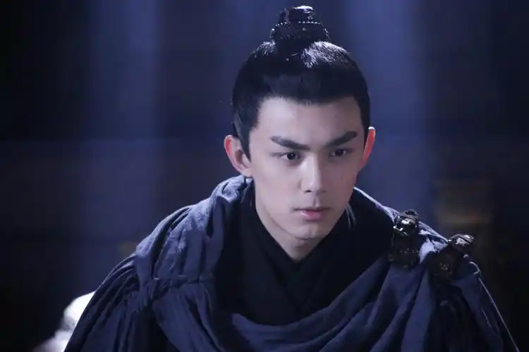 网曝吴磊迪丽热巴长歌行被举报漫改剧有风险历史不扎实