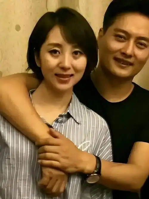 草根歌手云飞:成名后与妻子离婚,如今6年过去,他们怎样了