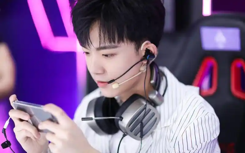 李明德弹唱合集_哔哩哔哩_bilibili