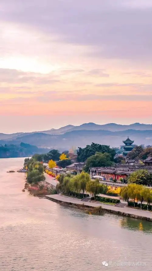 游客至上,阆中古城景区跻身中国优质服务景区100强!_旅游