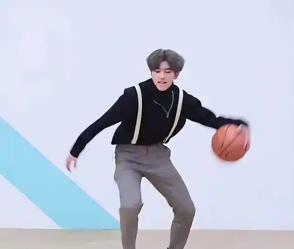 蔡徐坤搞笑照片鬼畜