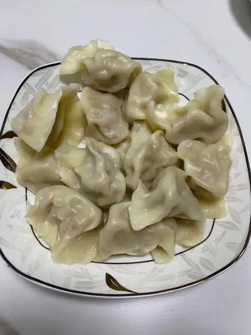 东北特色酸菜水饺