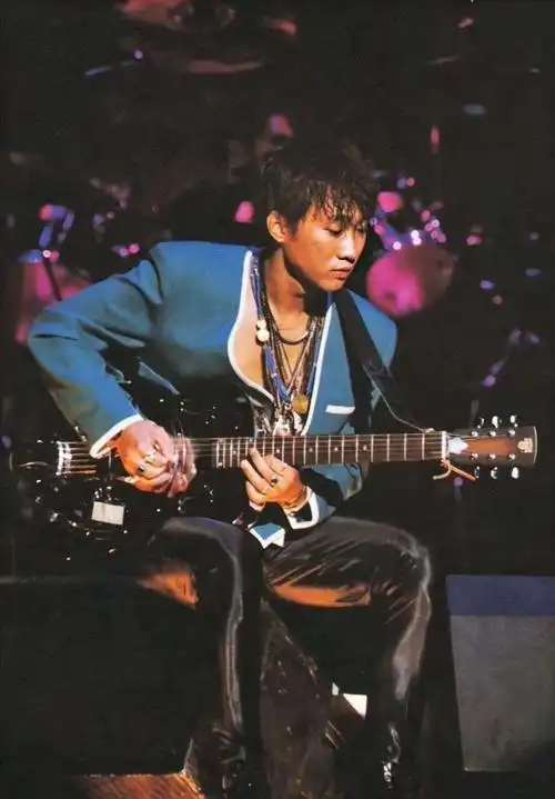 光辉岁月永远的beyond致敬黄家驹全国巡演南阳站12月12日开启