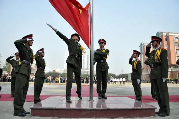 向国旗敬礼签名寄语大全