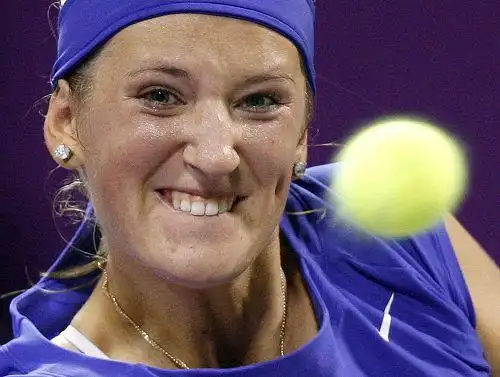 组图沃兹尼亚奇获胜笑容灿烂阿扎表情很无奈