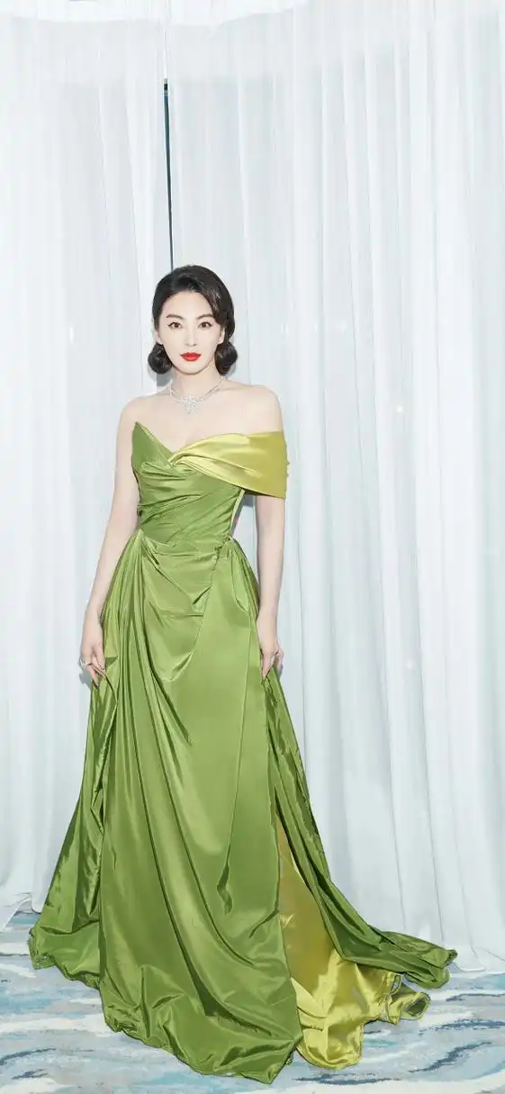 张雨绮,活动造型,写真,壁纸.初夏绿意浓浓,优雅迷人