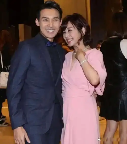 陈松伶个人资料简历照片为什么不能生育