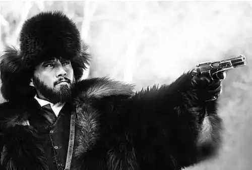 《智取威虎山》中的座山雕人物原型是谁?