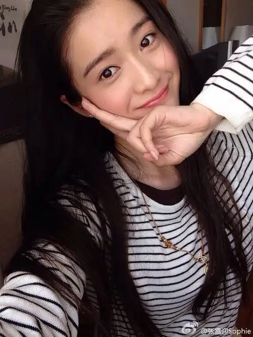 明星微博自拍张雪迎