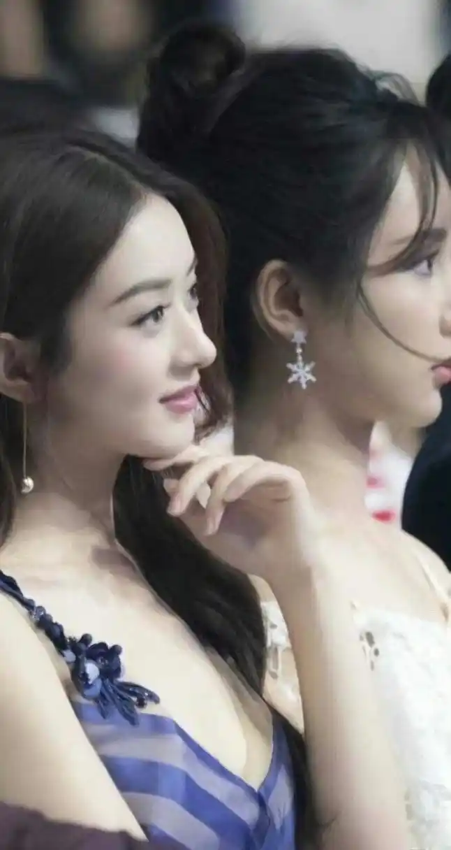 网友盘点的杨紫赵丽颖同框旧照,98/90top花,都好漂亮