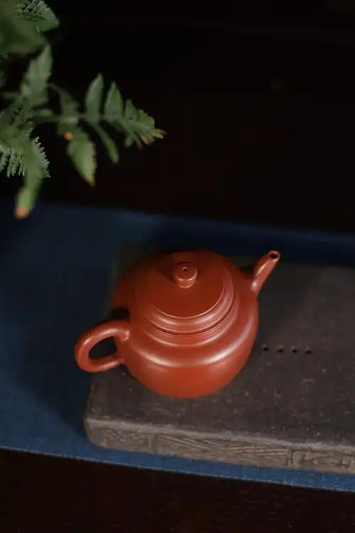 卢小伟紫砂壶作品 剑流德钟壶 大红袍 240cc 光器 套组 助理工艺美术