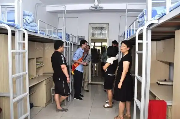 我校成功举办2015年校园开放日活动_山东省济南第十四中学