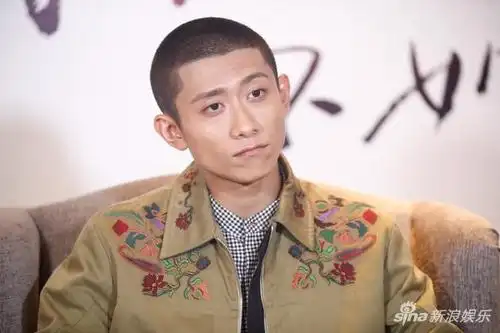 患抑郁症将退出娱乐圈?张一山:我没这么说!