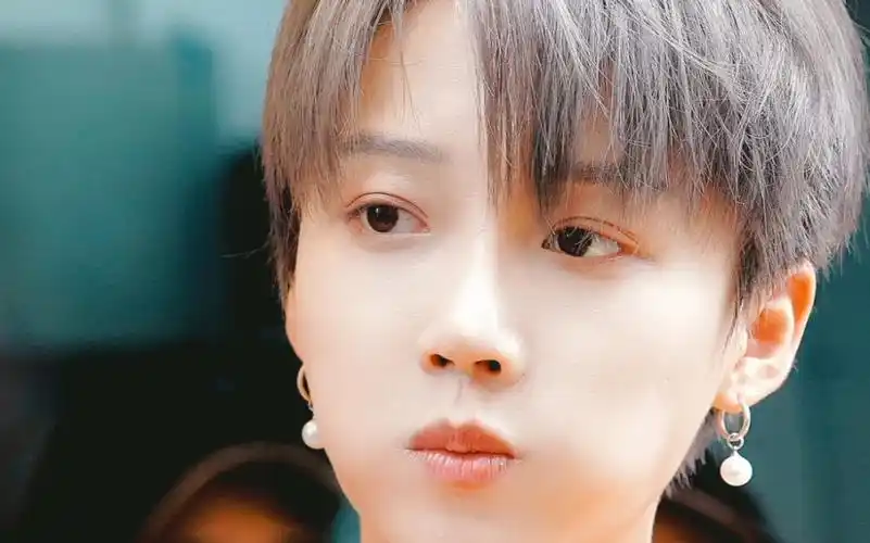 刘雨昕笑与不笑差别有多大