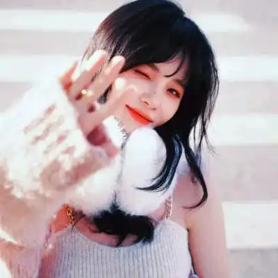 qq头像复古森系气质图片_女生头像_头像屋